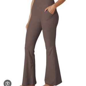 Beyond Yoga Flare SpaceDye Leggings with Pockets